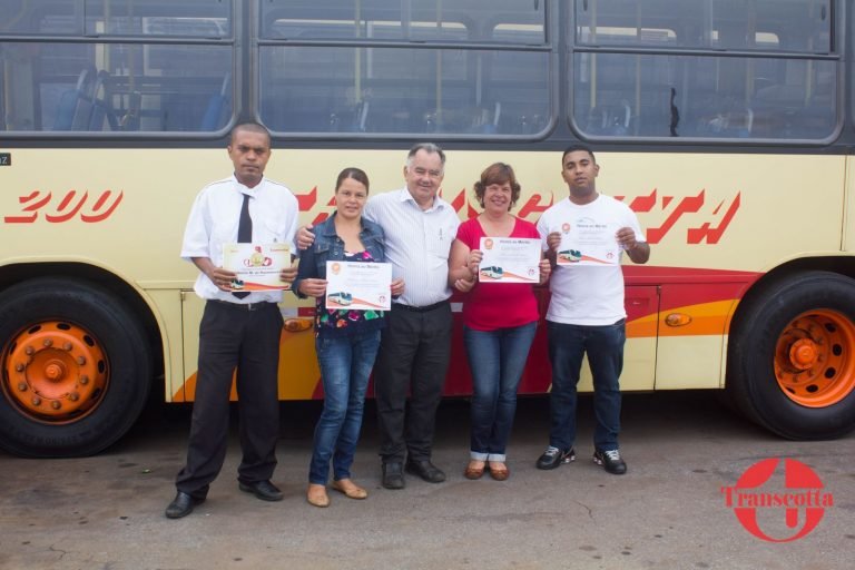 Transcotta entrega premiações e faz homenagens ao dia do Auxiliar de Viagem
